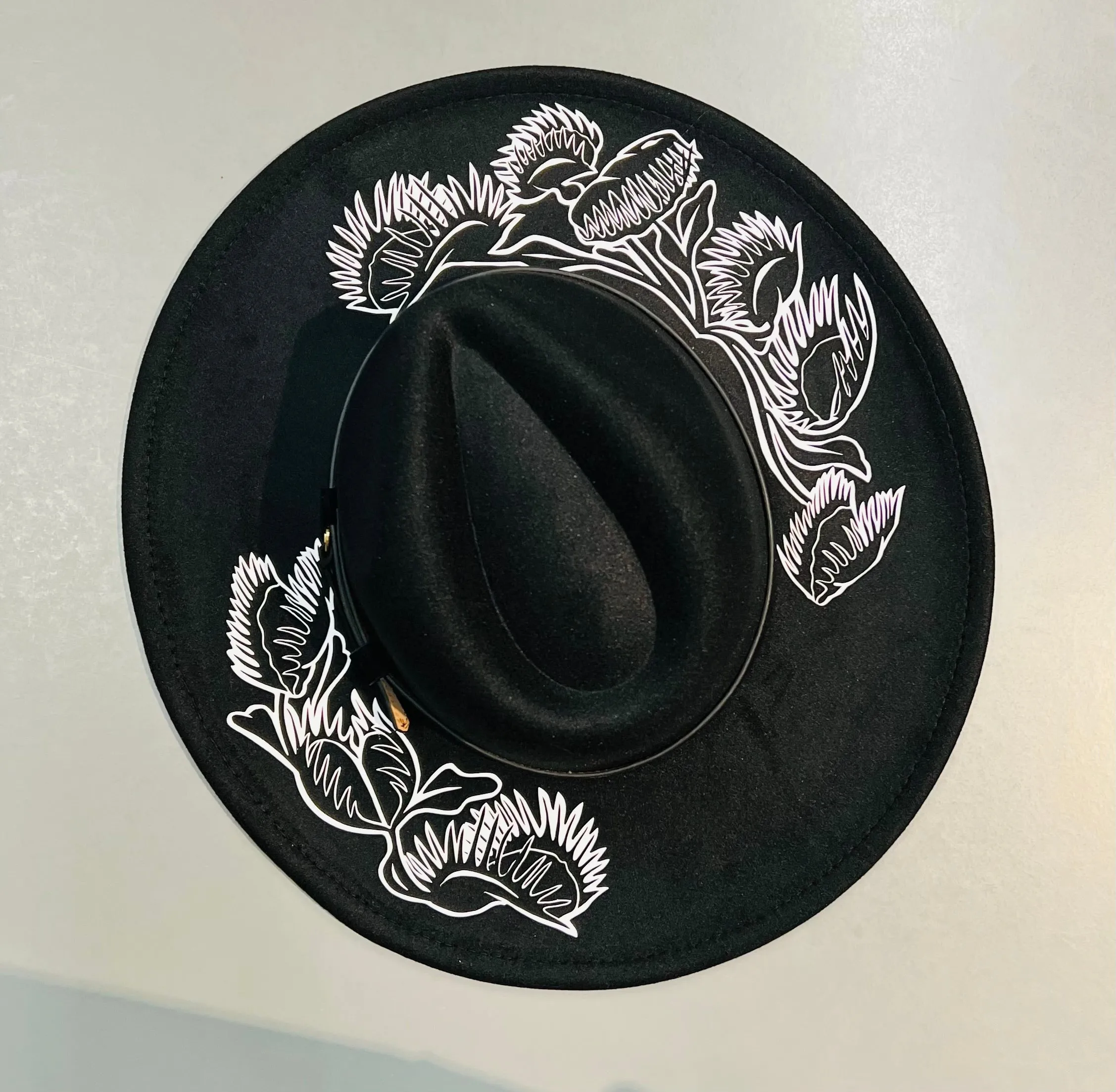 Vegan Felt Hat - XL Brim - Venus Fly Traps